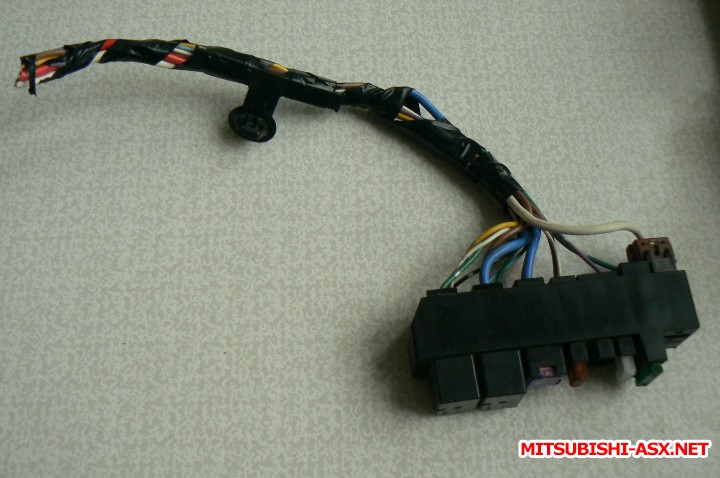 Продам жгуты, разъёмы электропроводки Mitsubishi - Вид 1.JPG
